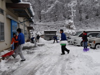 雪を集めてかまくらが作れそう。