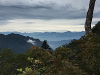 北アルプス、振り返ると、妙高山など普段と違った角度で見れた。