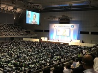 ９０００人規模を収納するアリーナ